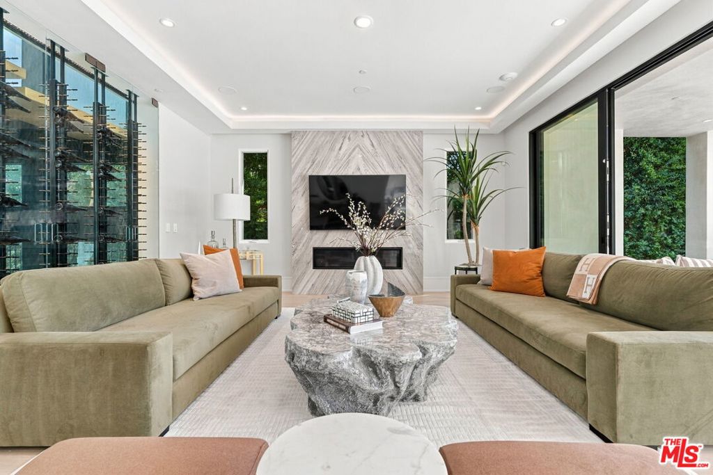 509 N Elm Drive, Beverly Hills, CA 90210
