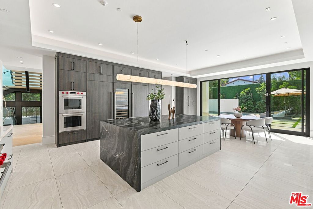 509 N Elm Drive, Beverly Hills, CA 90210