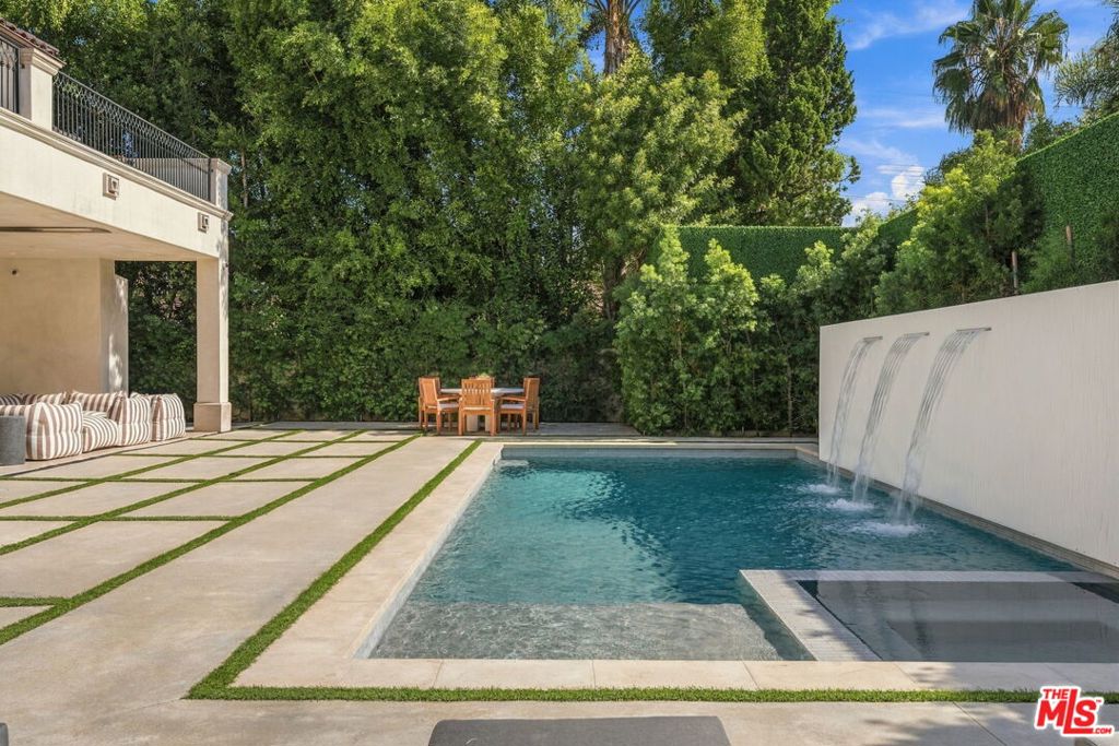 509 N Elm Drive, Beverly Hills, CA 90210