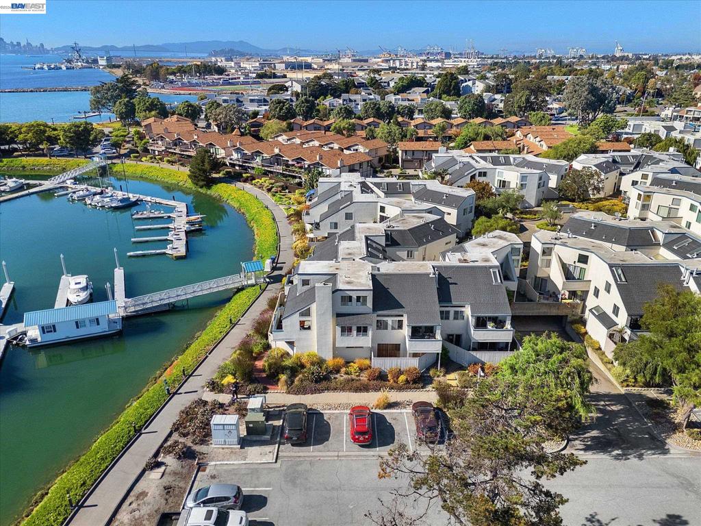 460 Cola Ballena, #D, Alameda, CA 94501