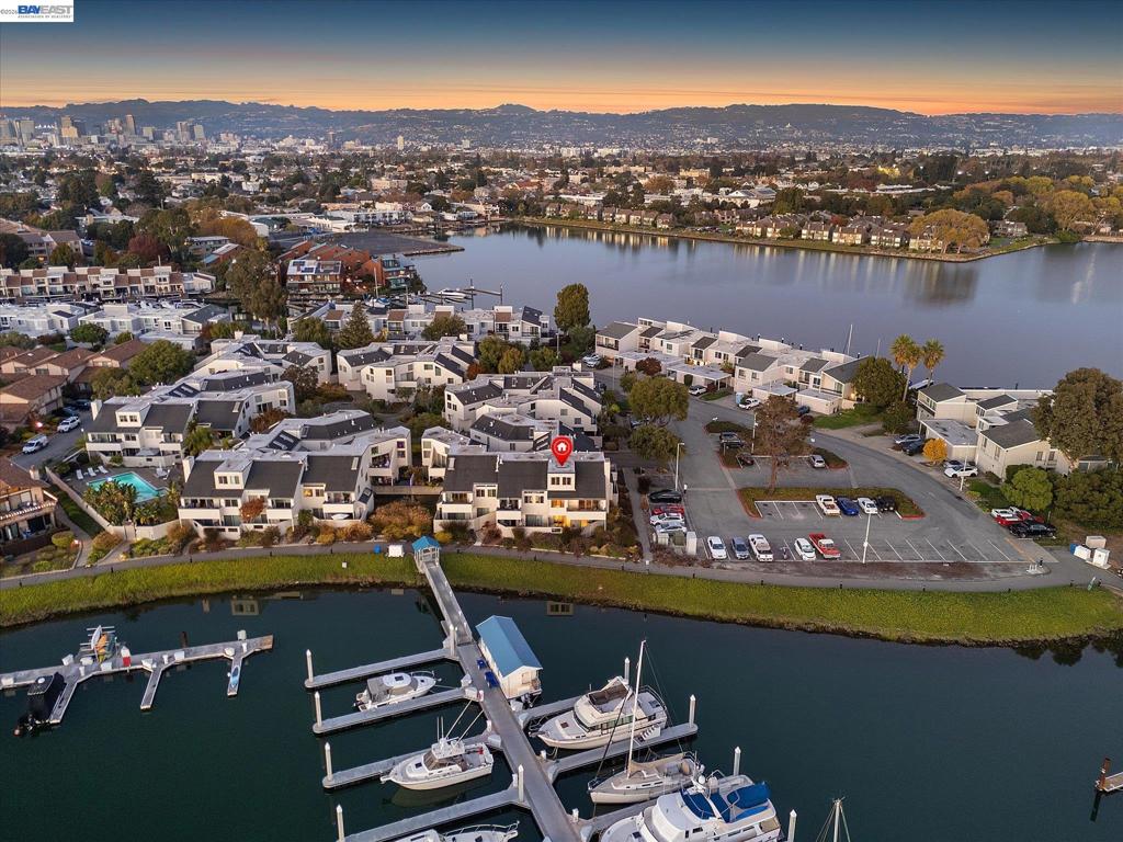 460 Cola Ballena, #D, Alameda, CA 94501