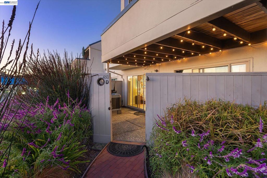 460 Cola Ballena, #D, Alameda, CA 94501