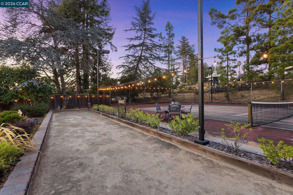 4572 Ewing Rd, Castro Valley, CA 94546