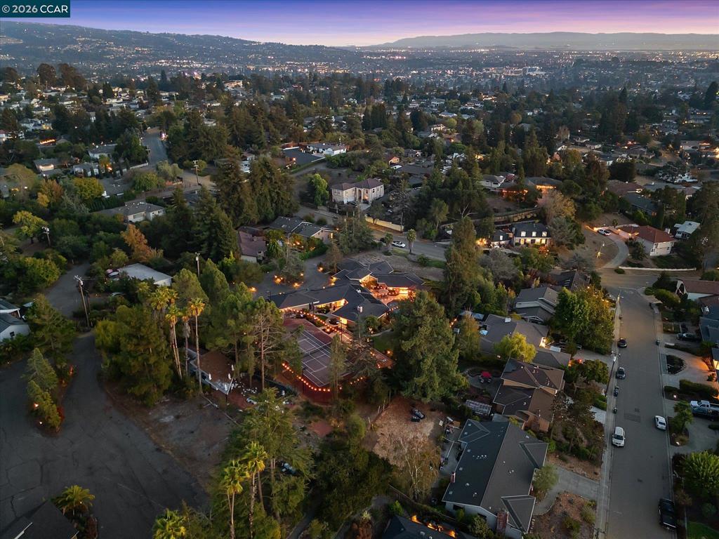 4572 Ewing Rd, Castro Valley, CA 94546