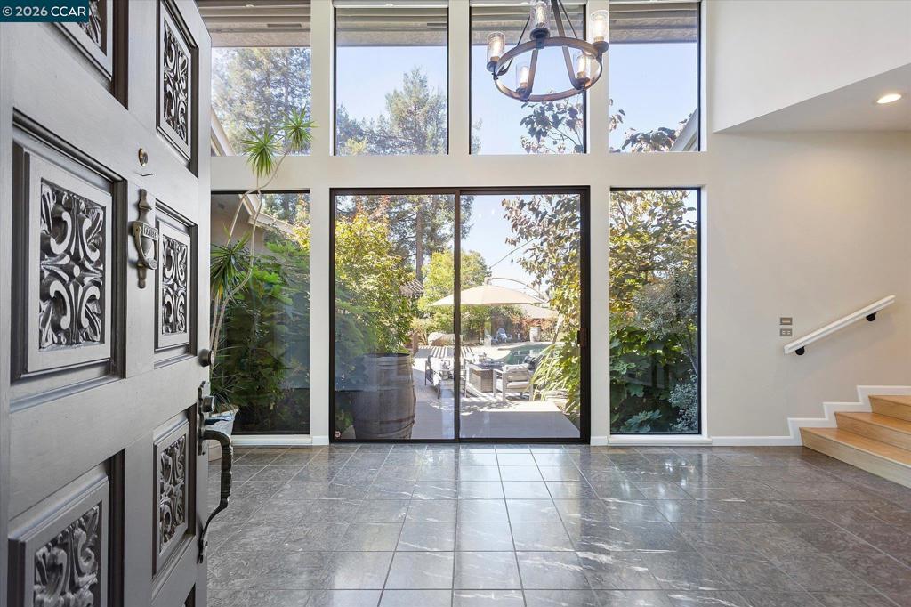 4572 Ewing Rd, Castro Valley, CA 94546