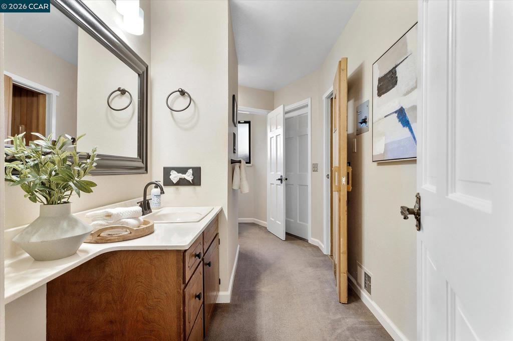 4572 Ewing Rd, Castro Valley, CA 94546