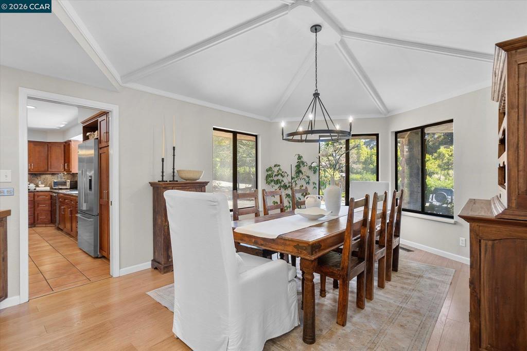 4572 Ewing Rd, Castro Valley, CA 94546