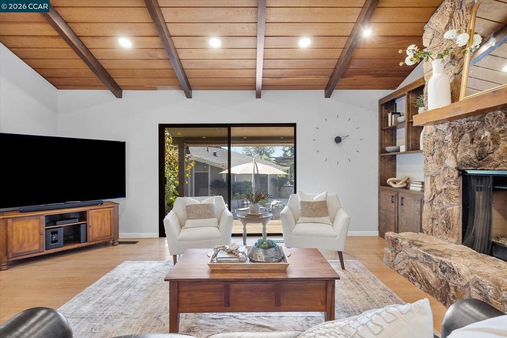 4572 Ewing Rd, Castro Valley, CA 94546