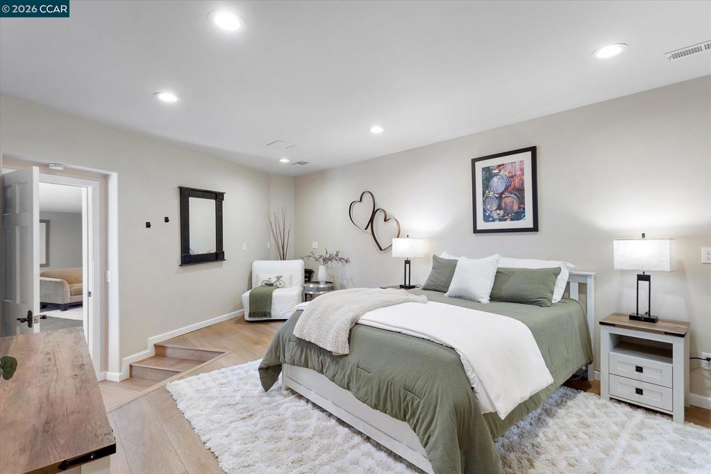 4572 Ewing Rd, Castro Valley, CA 94546