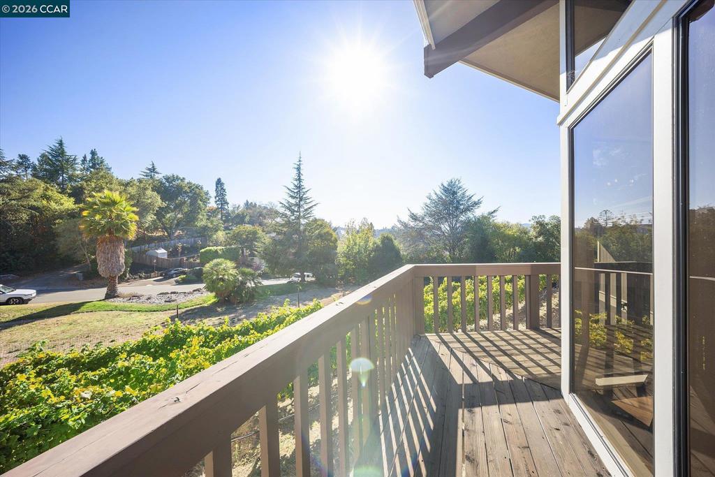 4572 Ewing Rd, Castro Valley, CA 94546