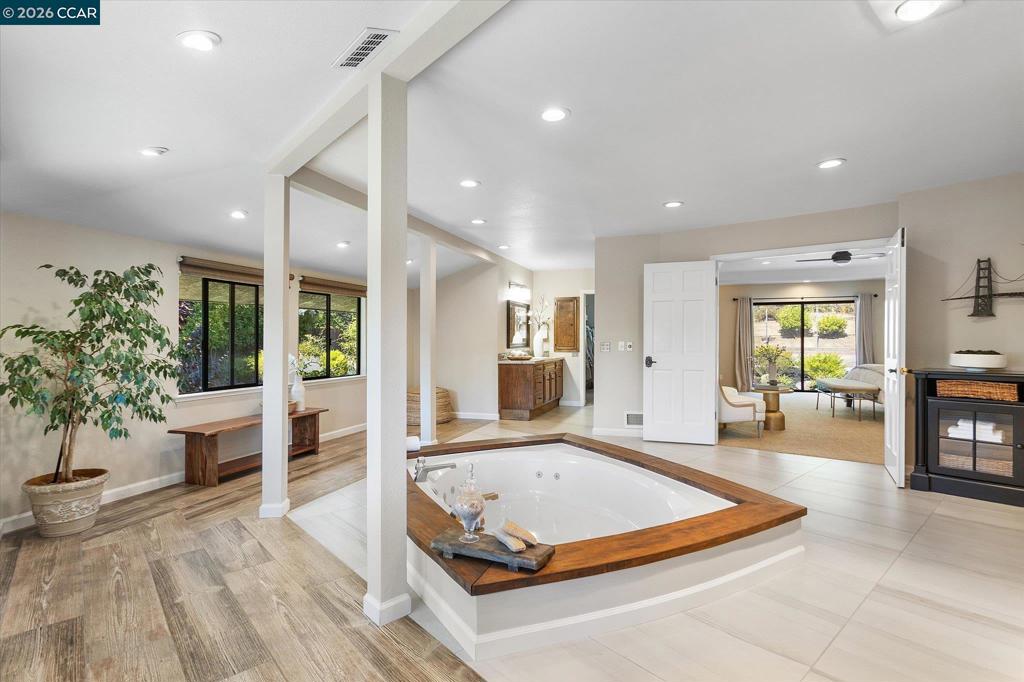 4572 Ewing Rd, Castro Valley, CA 94546