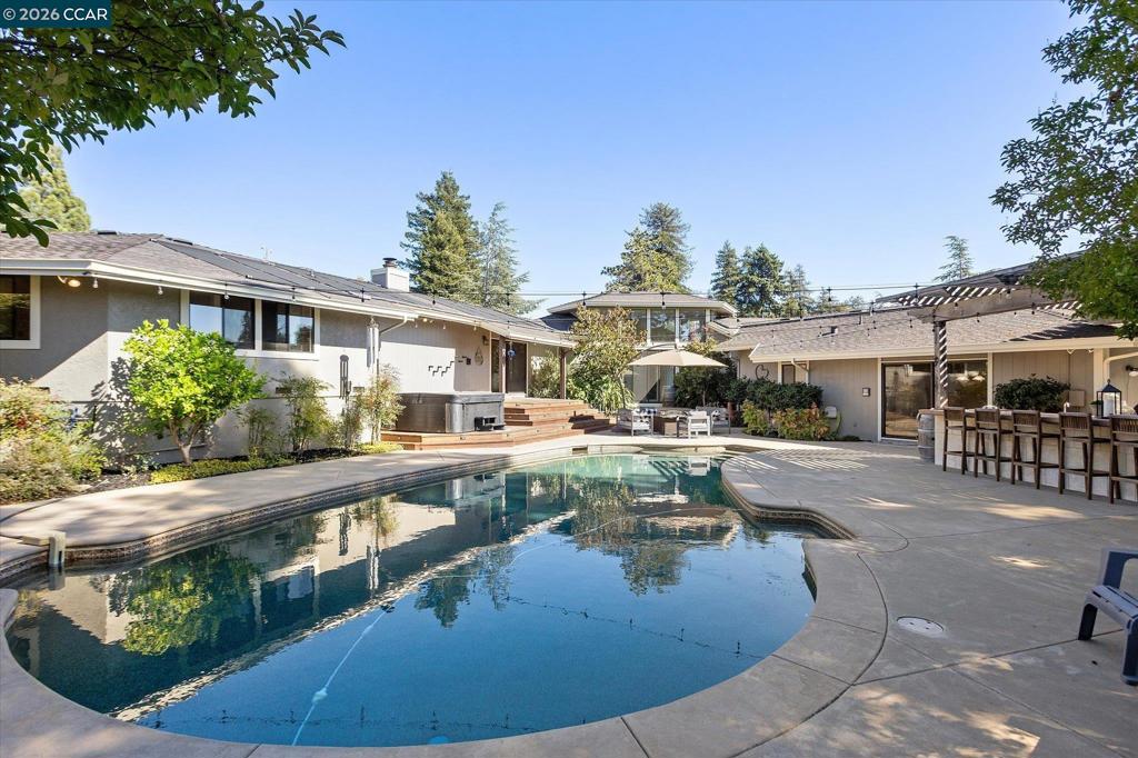 4572 Ewing Rd, Castro Valley, CA 94546