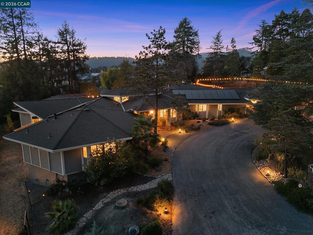 4572 Ewing Rd, Castro Valley, CA 94546