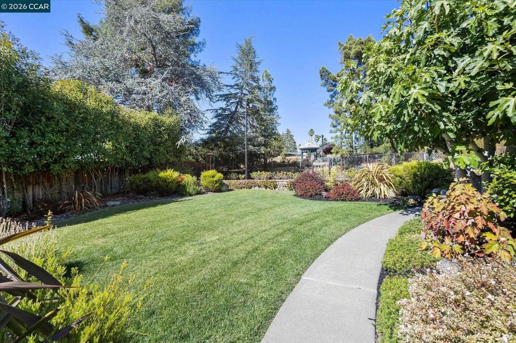 4572 Ewing Rd, Castro Valley, CA 94546