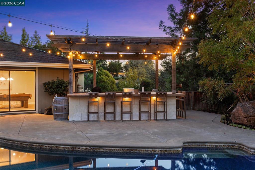 4572 Ewing Rd, Castro Valley, CA 94546