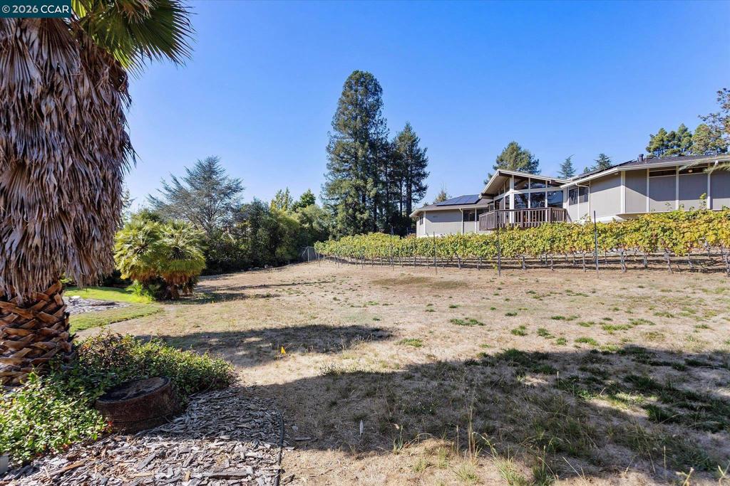 4572 Ewing Rd, Castro Valley, CA 94546