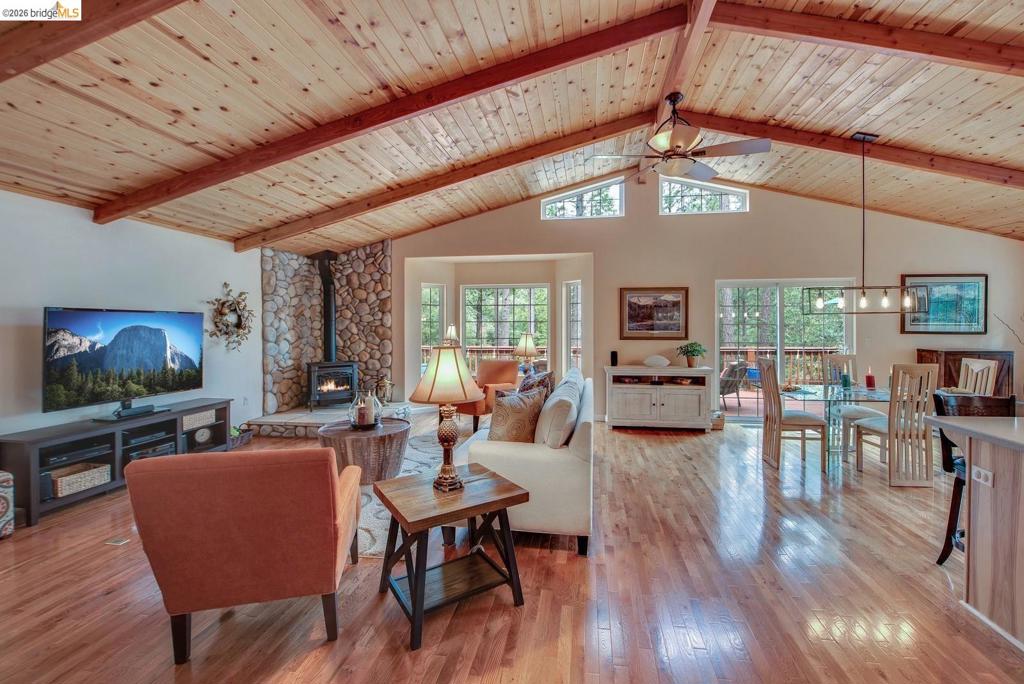 19991 Pine Mountain Dr., Groveland, CA 95321 19991 Pine Mountain Dr., Groveland, CA 95321