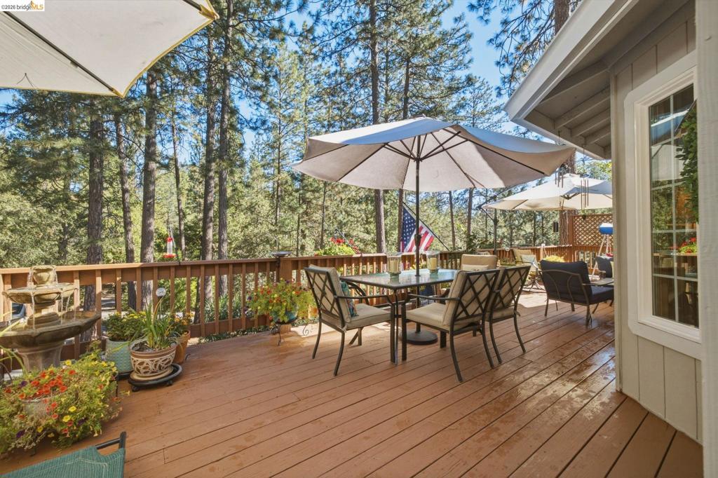 19991 Pine Mountain Dr., Groveland, CA 95321