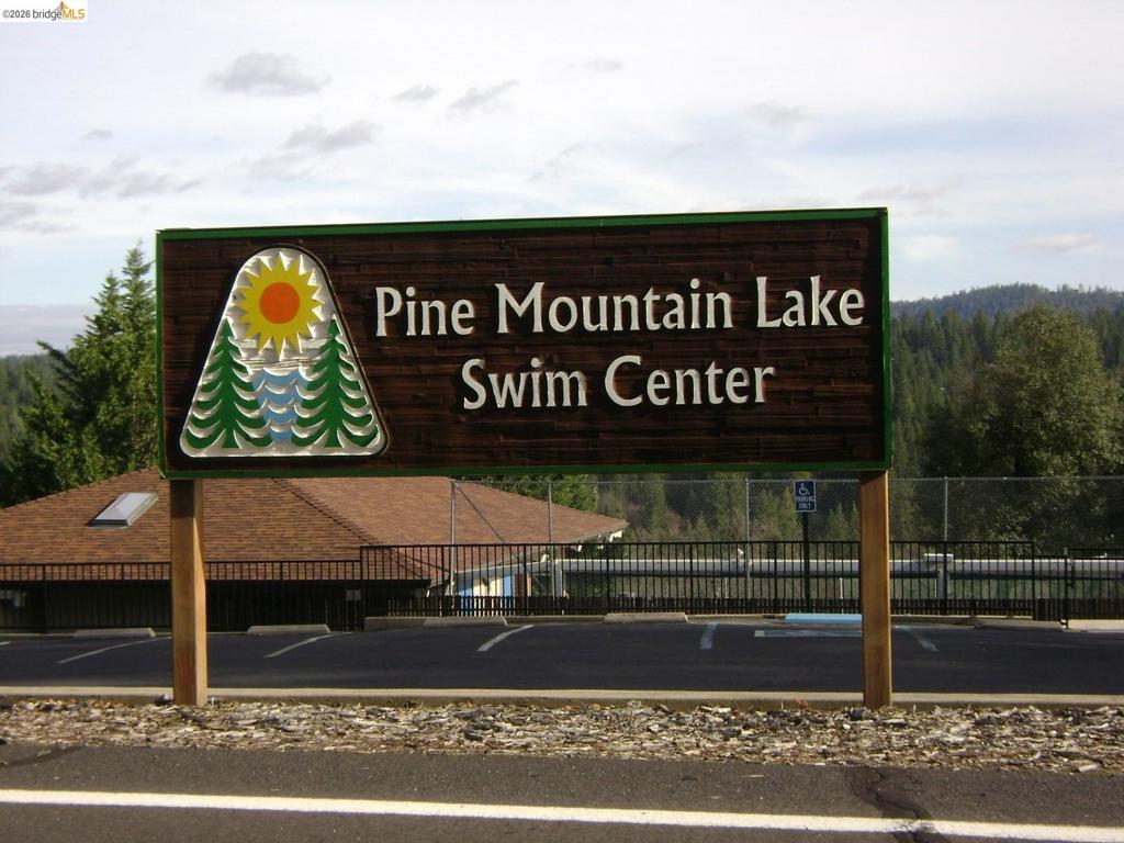 19991 Pine Mountain Dr., Groveland, CA 95321