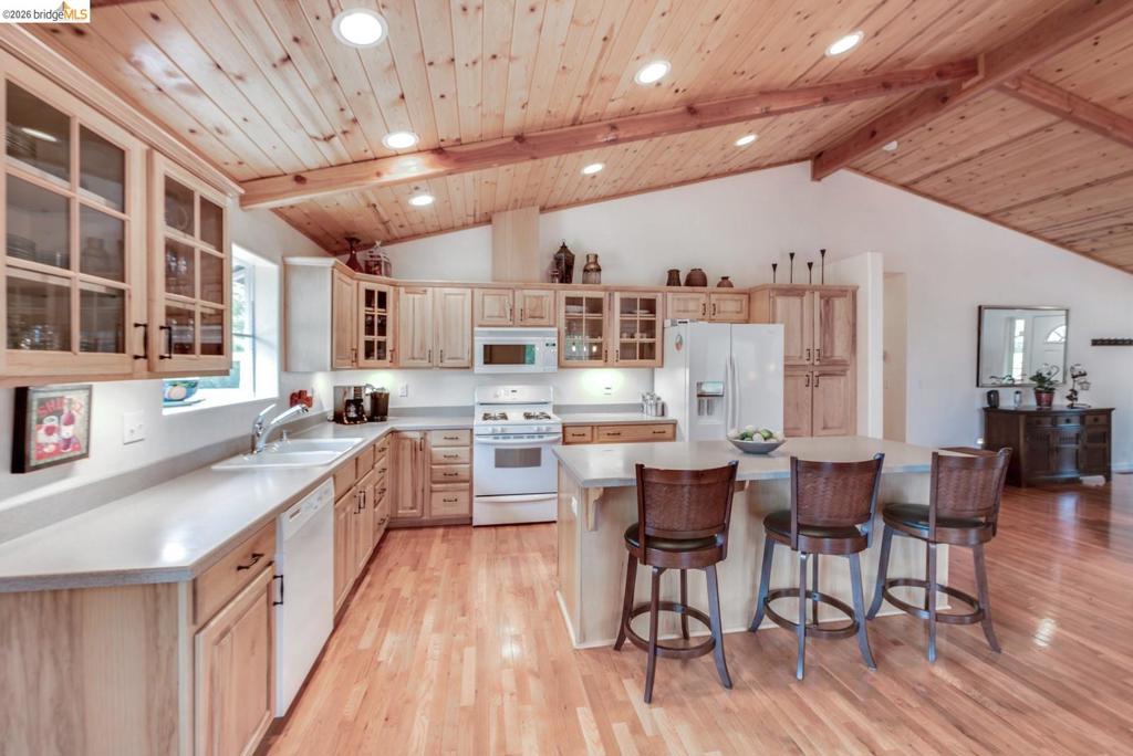 19991 Pine Mountain Dr., Groveland, CA 95321