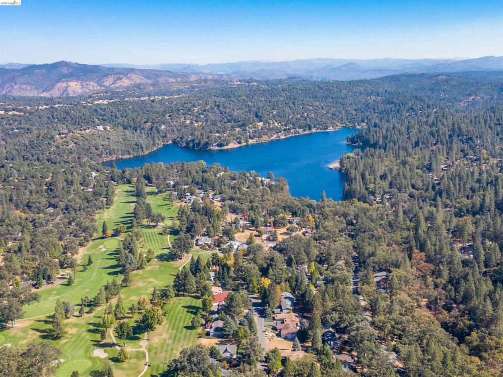 19991 Pine Mountain Dr., Groveland, CA 95321