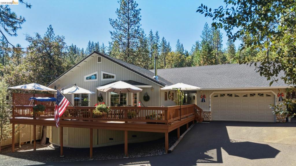 19991 Pine Mountain Dr., Groveland, CA 95321