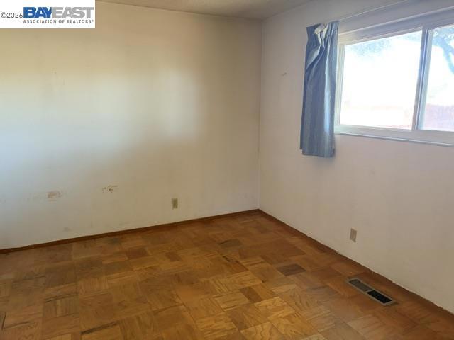 358 Robert Way, Livermore, CA 94550 358 Robert Way, Livermore, CA 94550