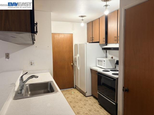 358 Robert Way, Livermore, CA 94550 358 Robert Way, Livermore, CA 94550
