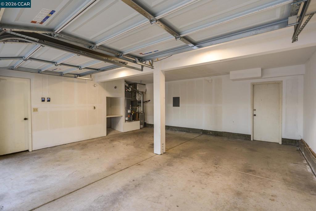 900 Augusta Dr, Moraga, CA 94556