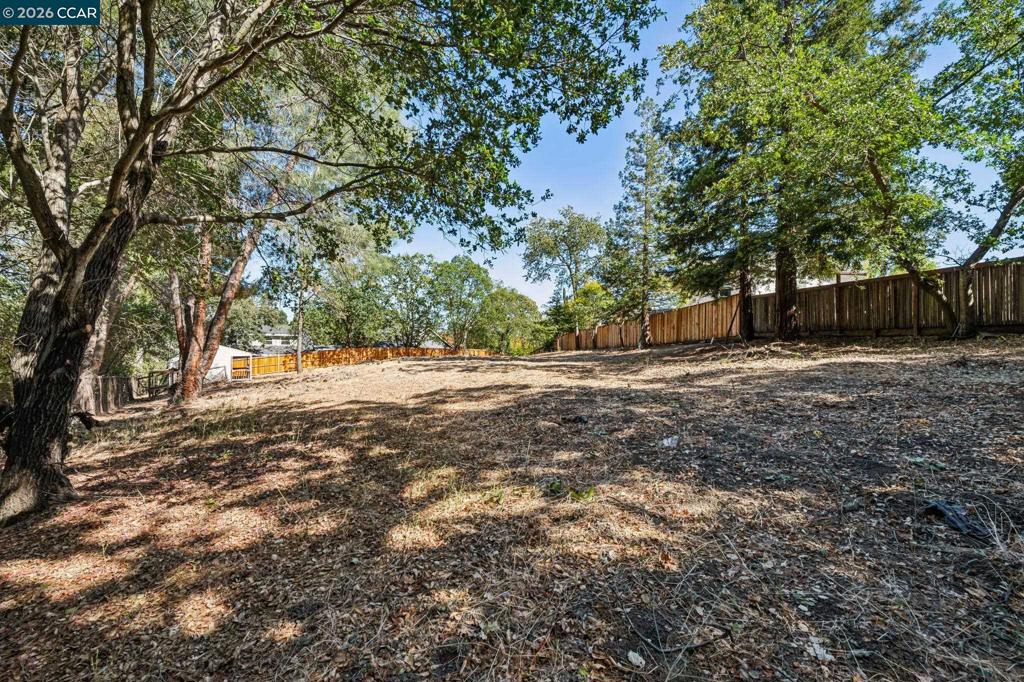 2050 Buttner Rd, Pleasant Hill, CA 94523
