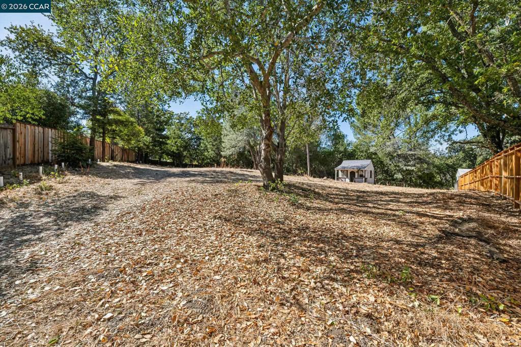2050 Buttner Rd, Pleasant Hill, CA 94523