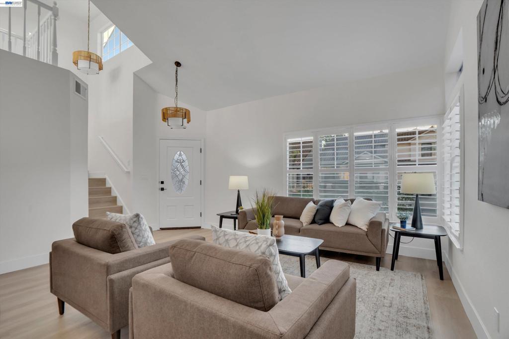 3520 Centennial Dr, Antioch, CA 94509