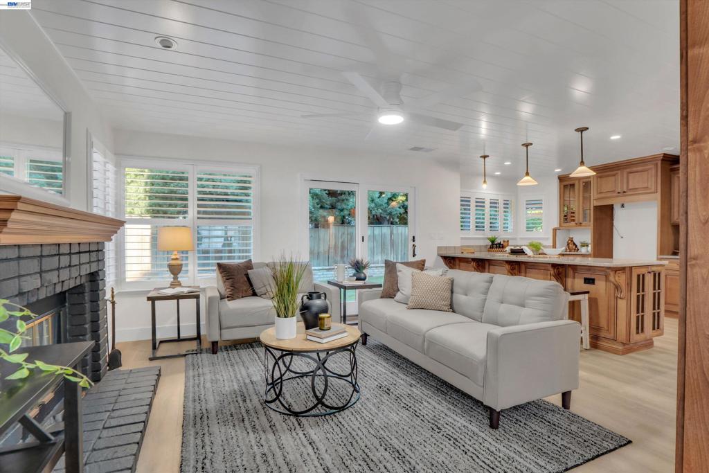 3520 Centennial Dr, Antioch, CA 94509
