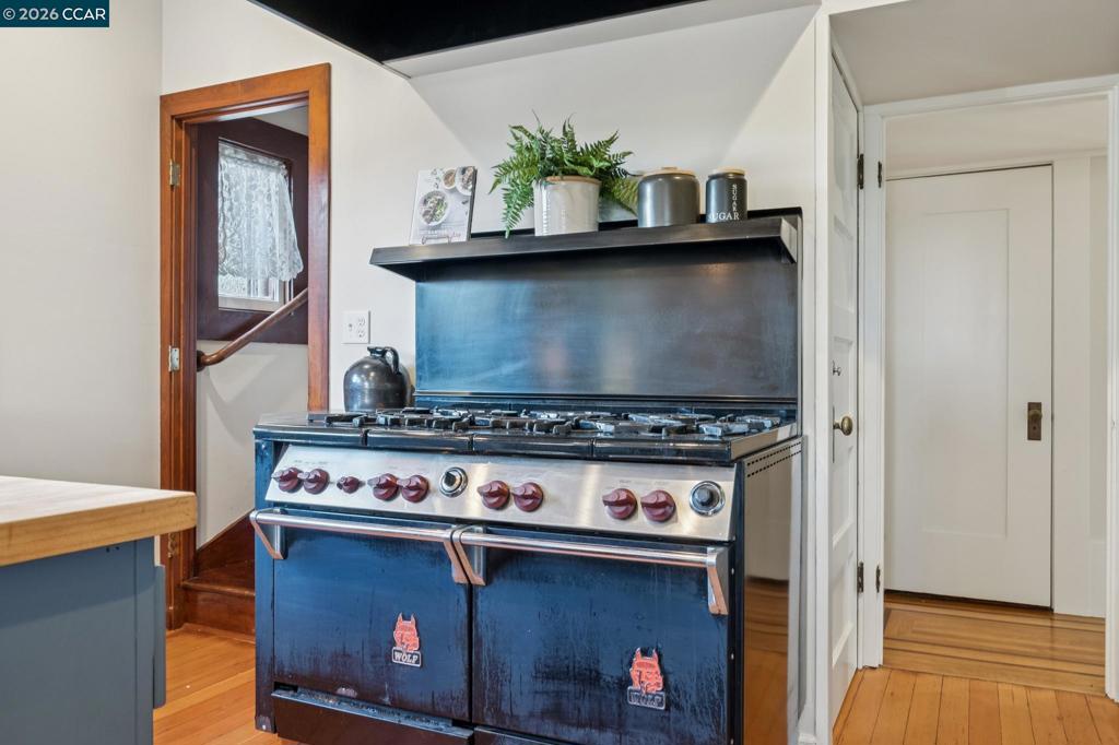 540 Boulevard Way, Piedmont, CA 94610