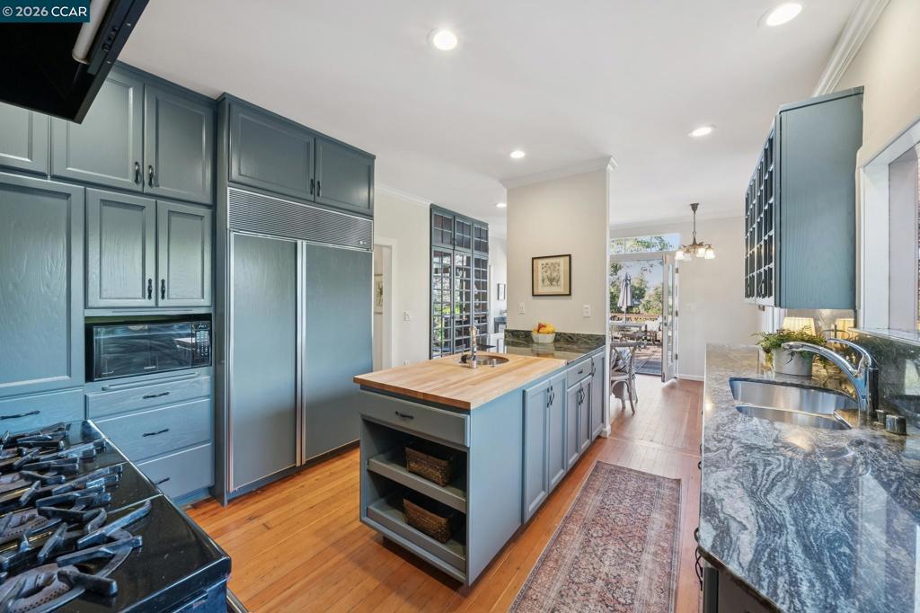 540 Boulevard Way, Piedmont, CA 94610