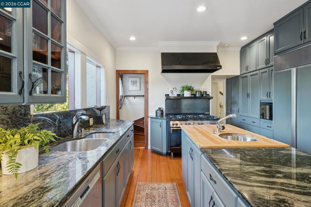 540 Boulevard Way, Piedmont, CA 94610