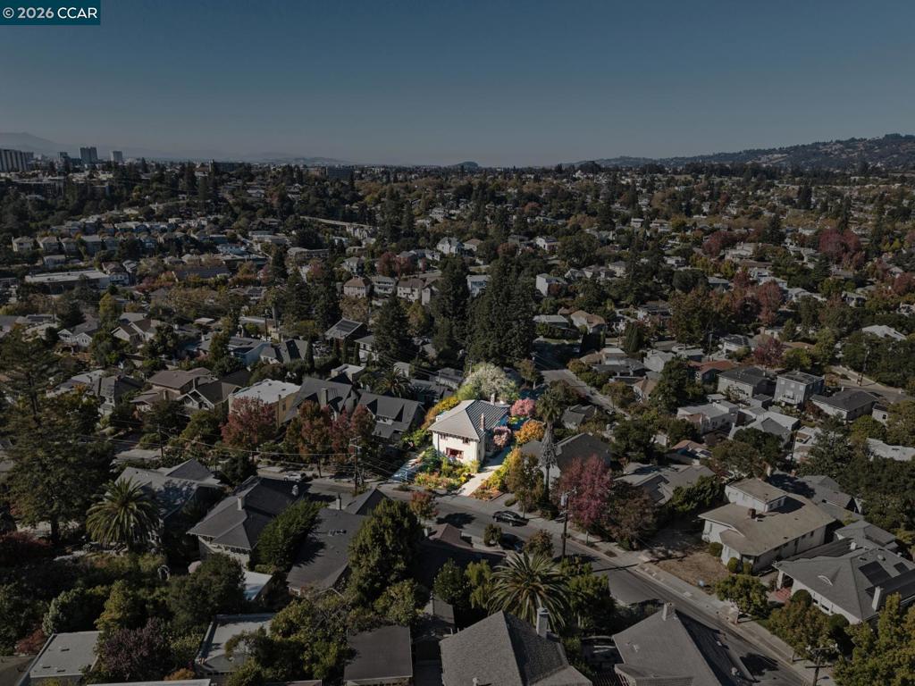 540 Boulevard Way, Piedmont, CA 94610