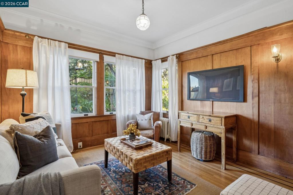 540 Boulevard Way, Piedmont, CA 94610