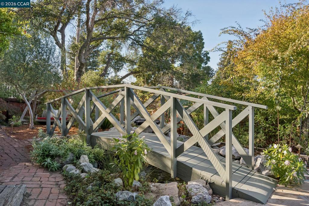 540 Boulevard Way, Piedmont, CA 94610