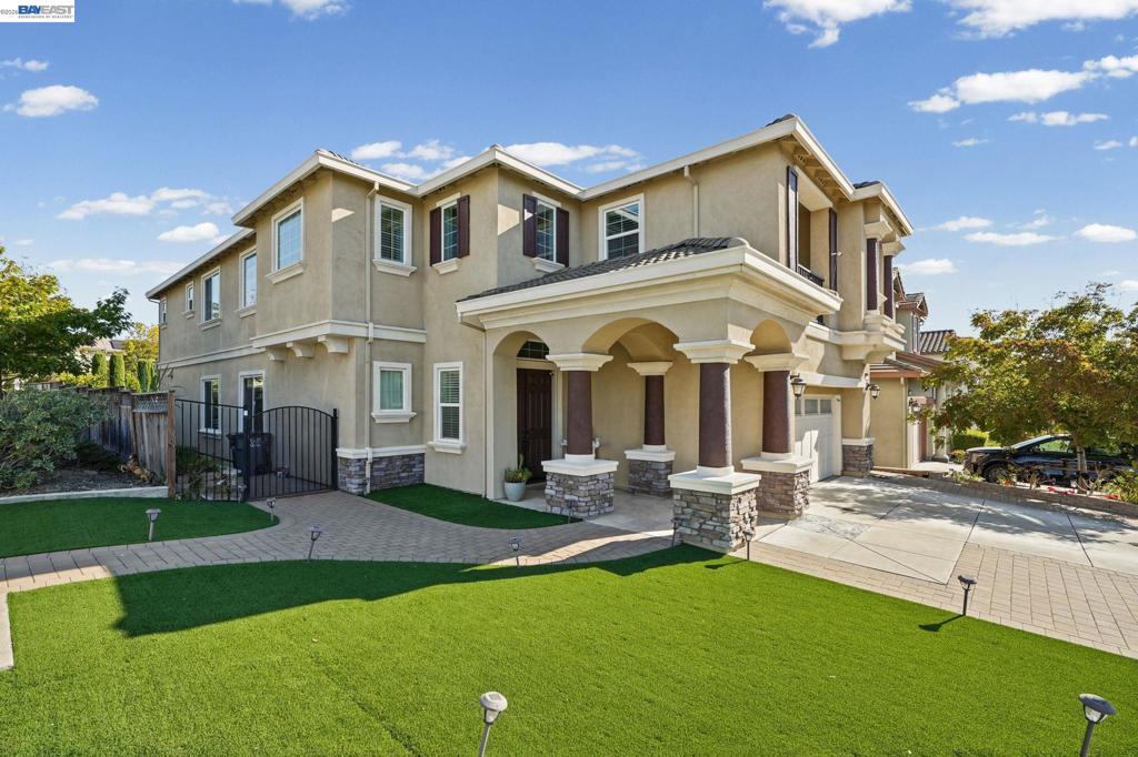 9701 Sara Ann Ct, Dublin, CA 94568