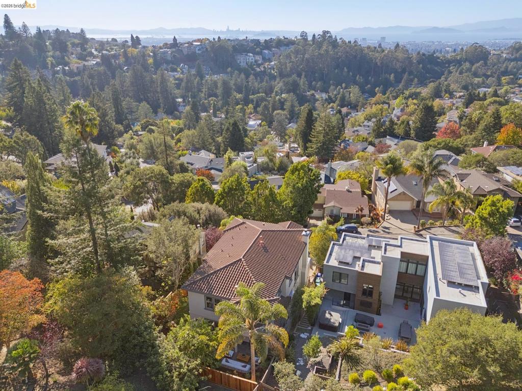 7023 Broadway Ter, Oakland, CA 94611 7023 Broadway Ter, Oakland, CA 94611