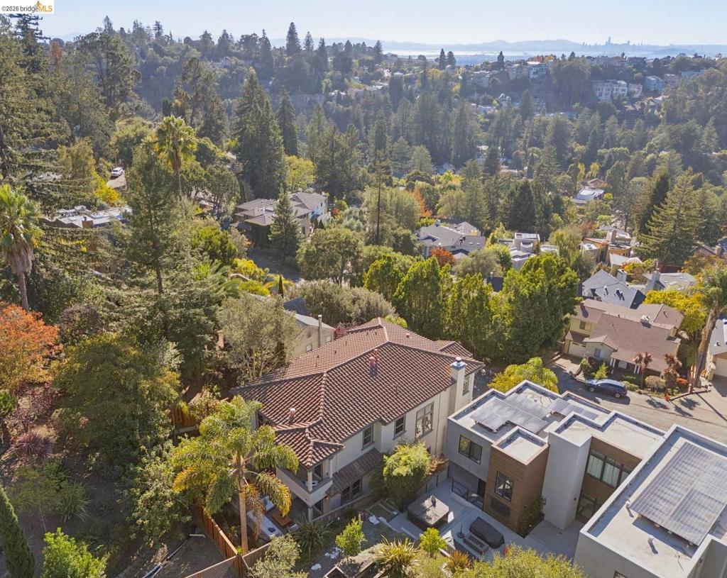 7023 Broadway Ter, Oakland, CA 94611 7023 Broadway Ter, Oakland, CA 94611