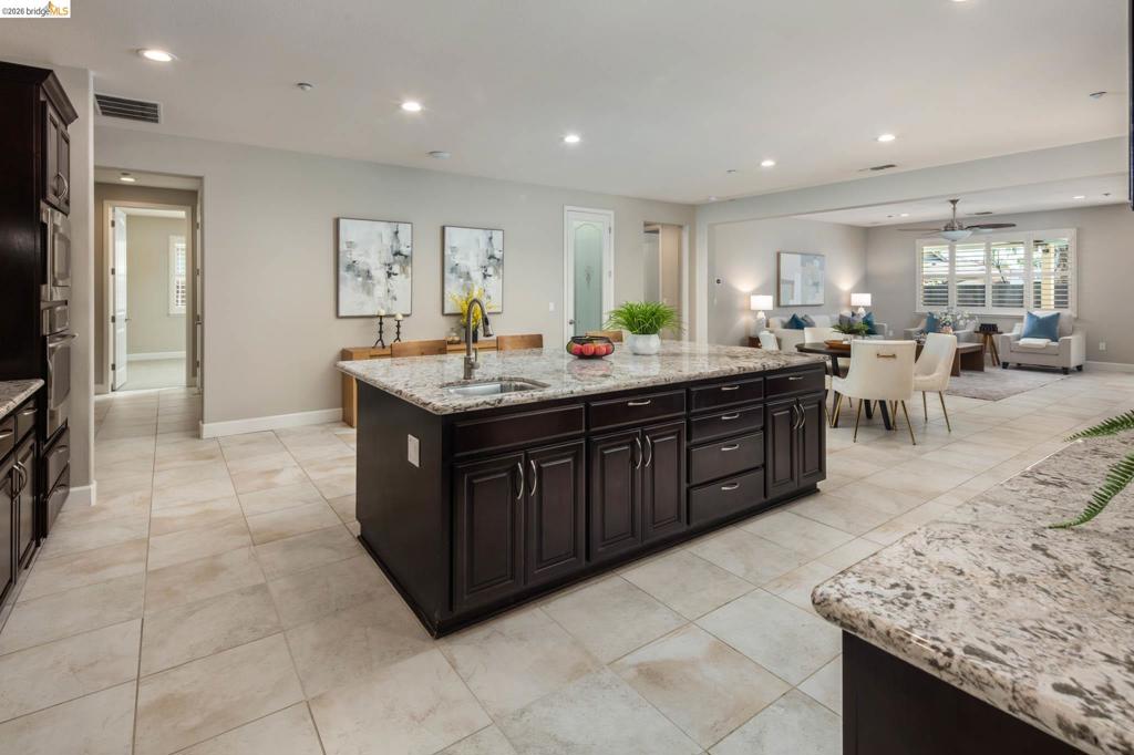 636 Ward Creek Ct, Brentwood, CA 94513