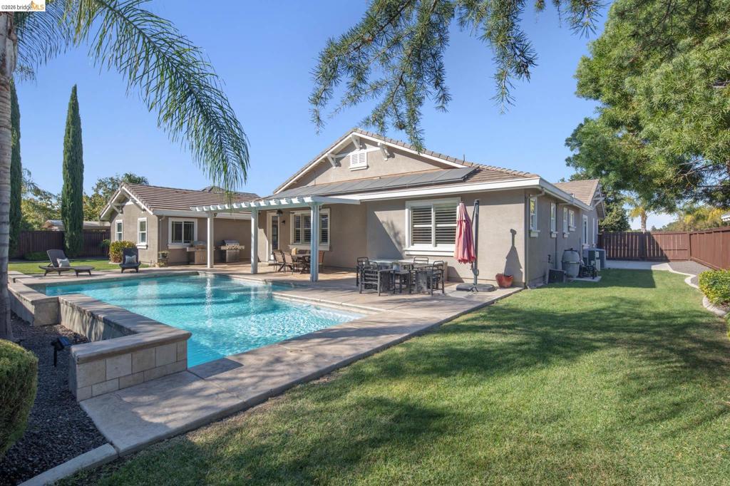 636 Ward Creek Ct, Brentwood, CA 94513