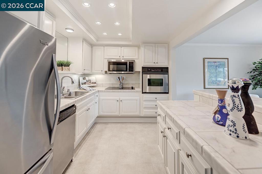 1309 Skycrest Dr, #5, Walnut Creek, CA 94595