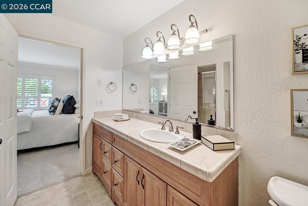 1309 Skycrest Dr, #5, Walnut Creek, CA 94595