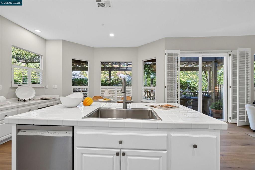 1800 Wales Drive, Walnut Creek, CA 94595