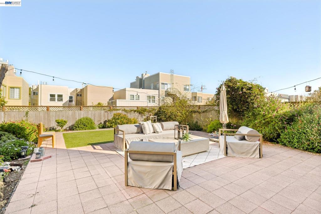 524 27th Ave, San Francisco, CA 94121-2856