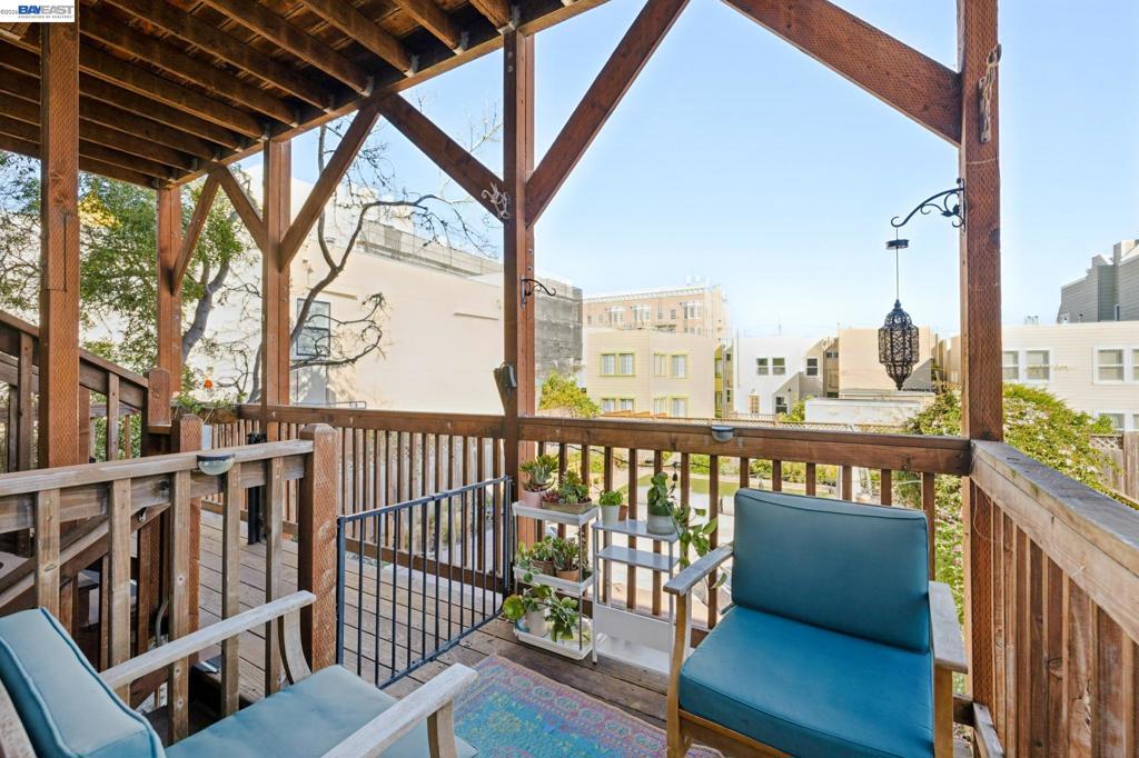 524 27th Ave, San Francisco, CA 94121-2856
