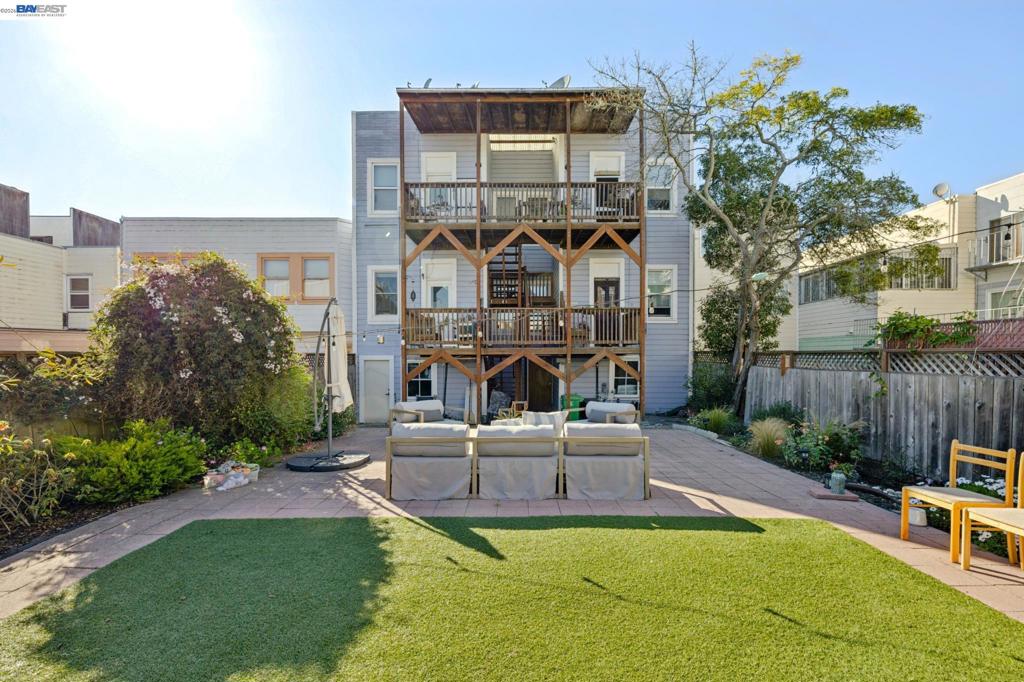 524 27th Ave, San Francisco, CA 94121-2856